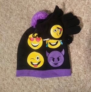 NWT Kid's Hat & Glove Set PLUS Free Gift